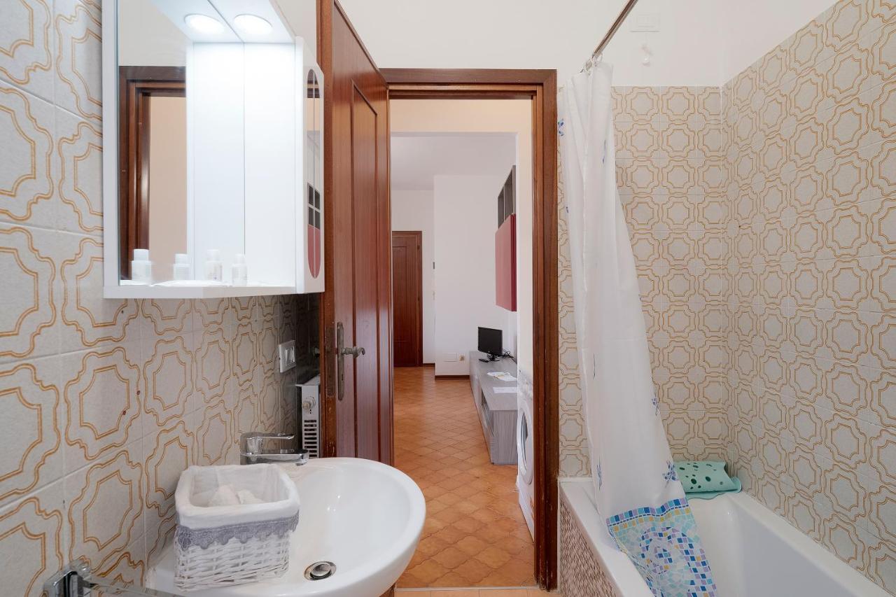 Appartamento Near The Sea - Wifi And Parking Ventimiglia Esterno foto